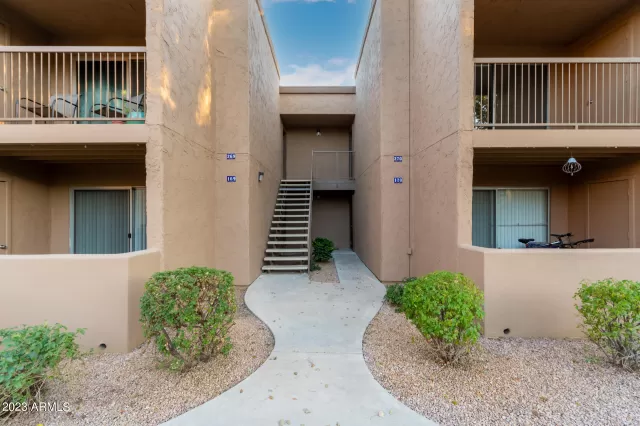 MLS: 6515142 Condo For Sale