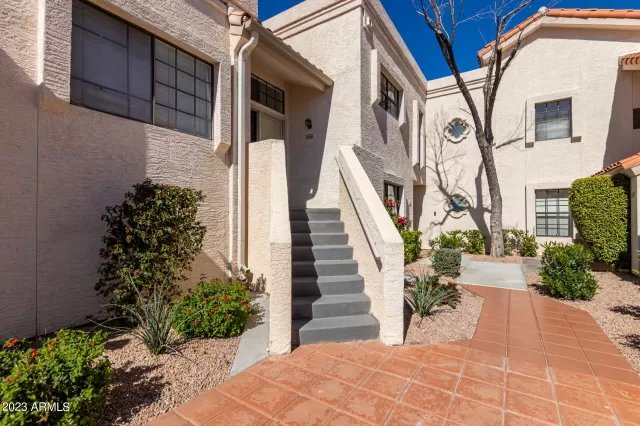 MLS: 6515392 Condo For Sale