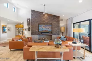 Photo #1: 6515650 Listing