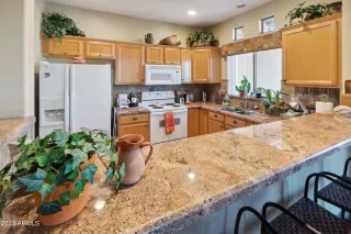 Photo #4: 6515733 Listing