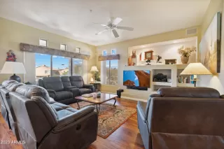 Photo #6: 6515733 Listing