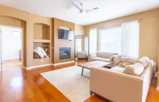 Photo #5: 6515820 Listing