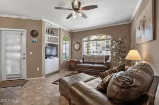 Photo #2: 6516080 Listing 