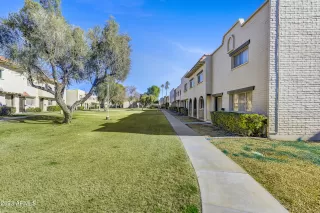 Photo #1: 6516165 Listing 