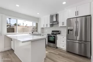 Photo #2: 6516203 Listing