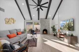 Photo #6: 6516245 Listing