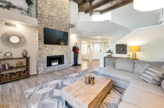MLS: 6516260 Condo For Sale