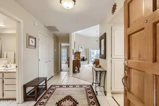 Photo #4: 6516306 Listing