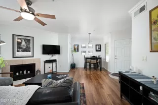 Photo #1: 6516322 Listing