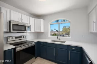 Photo #1: 6516340 Listing