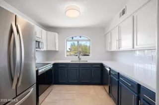 Photo #3: 6516340 Listing