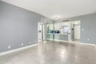 Photo #3: 6516351 Listing