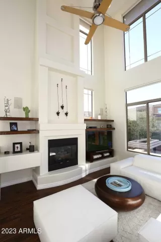 Photo #1: 6516400 Listing