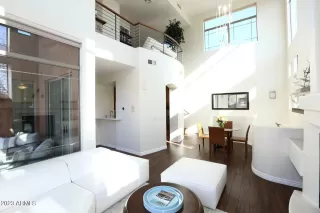 Photo #2: 6516400 Listing