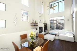 Photo #3: 6516400 Listing