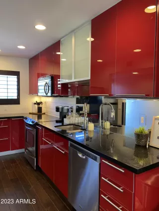 Photo #1: 6516415 Listing 