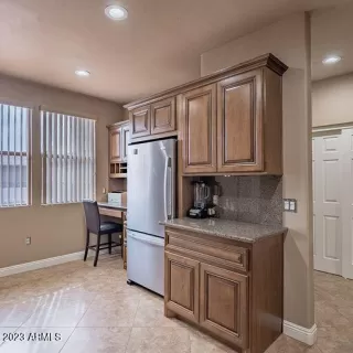 Photo #2: 6516471 Listing