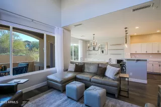 Photo #3: 6516550 Listing 