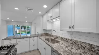 Photo #2: 6516997 Listing