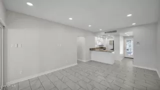 Photo #3: 6516997 Listing