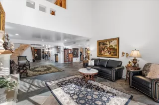 Photo #6: 6516998 Listing