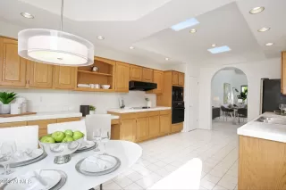 Photo #2: 6517101 Listing 