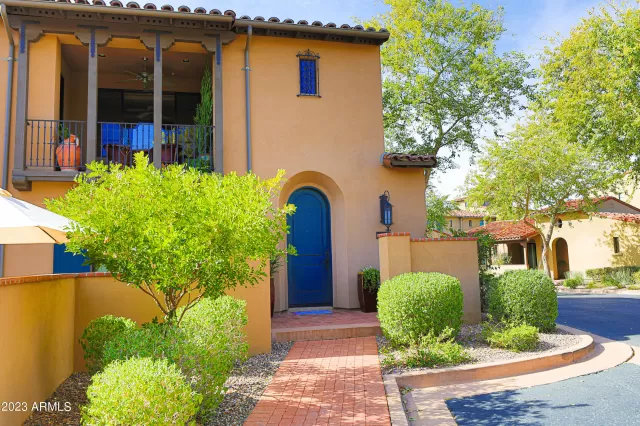 MLS: 6517125 Condo For Sale