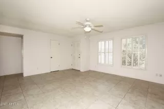 Photo #3: 6517220 Listing