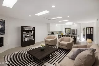 Photo #3: 6517492 Listing 