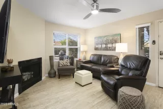 Photo #2: 6517887 Listing 