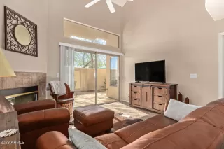 Photo #4: 6517993 Listing