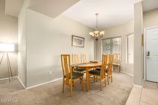 Photo #5: 6517996 Listing