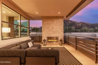 Photo #2: 6518003 Listing