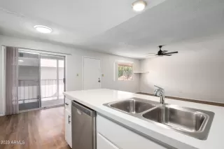 Photo #1: 6518119 Listing