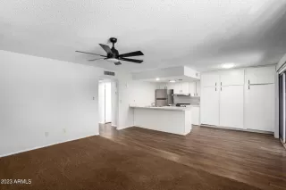 Photo #2: 6518119 Listing