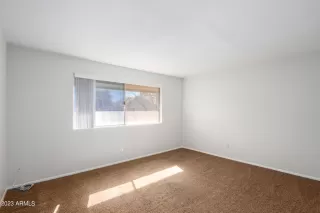 Photo #6: 6518119 Listing