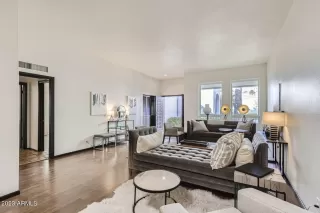 Photo #3: 6518129 Listing