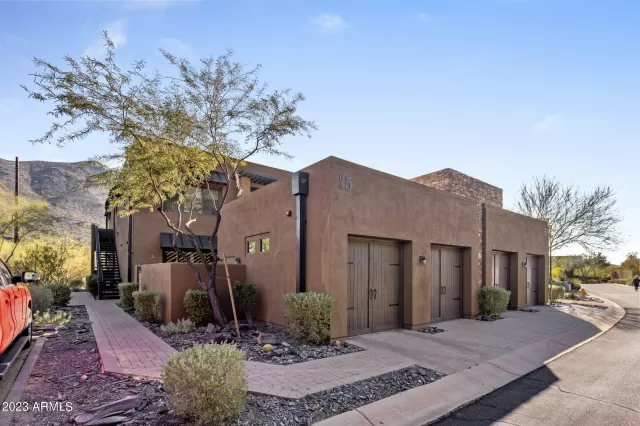 MLS: 6518221 Condo For Sale
