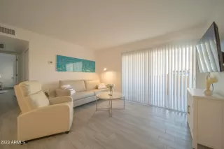 Photo #3: 6518234 Listing