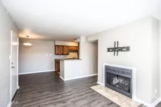 Photo #2: 6518296 Listing