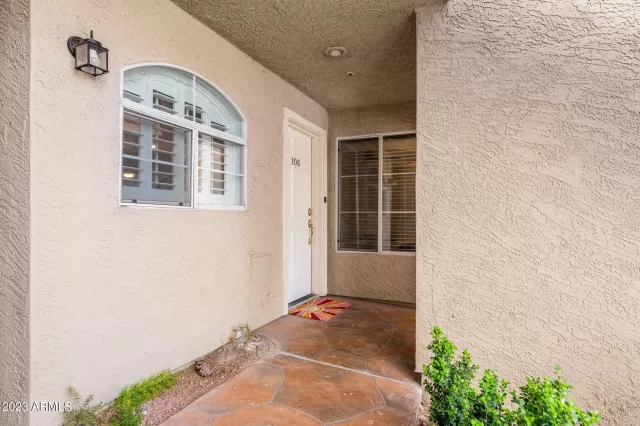 MLS: 6518585 Condo For Sale