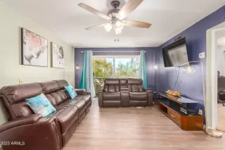 Photo #3: 6518593 Listing