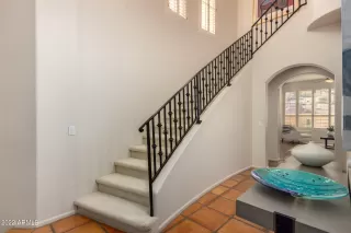 Photo #3: 6518599 Listing