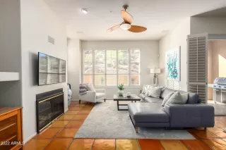 Photo #4: 6518599 Listing