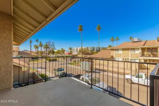 Photo #3: 6518737 Listing