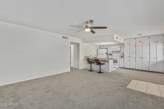 Photo #6: 6518737 Listing