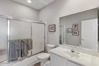 Photo #6: 6518820 Listing 