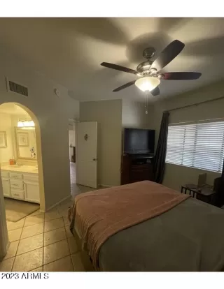 Photo #3: 6518885 Listing