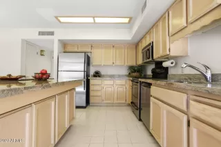 Photo #3: 6519088 Listing 