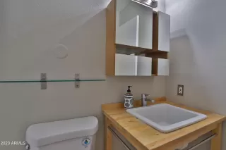 Photo #5: 6519096 Listing